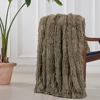 Tuddrom Decorative Extra Soft Faux Fur Blanket Queen Size 80" x 90", Solid - Image 2