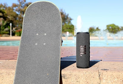 JBL Flip 6 - Portable Bluetooth Speaker, powerful sound and deep bass, IPX7 - Image 7